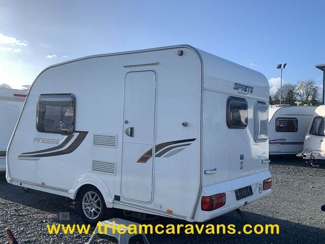 2010 Sprite Finesse Lightweight and Compact 2 Berth
