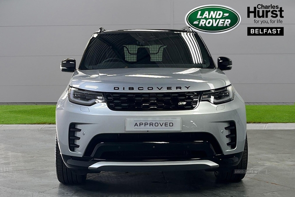 Land Rover Discovery 3.0 D300 Dynamic Hse 5Dr Auto in Antrim