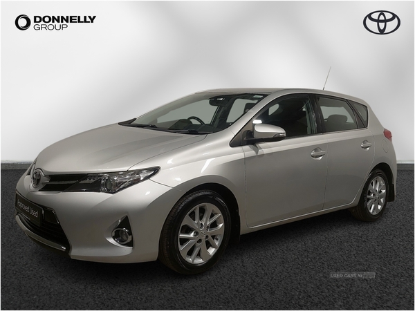 Toyota Auris 1.4 D-4D Icon 5dr in Derry / Londonderry