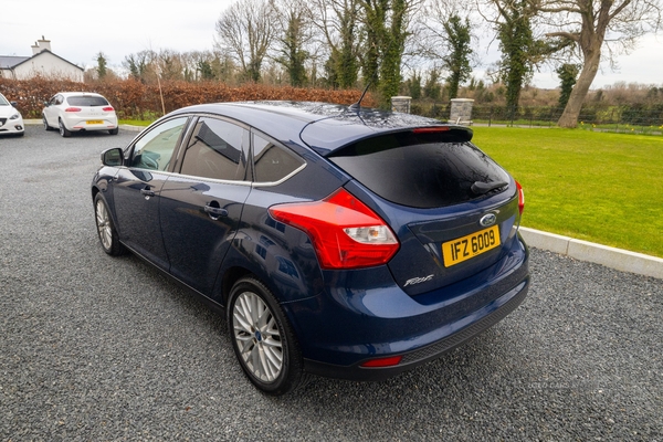 Ford Focus 1.6 Zetec 5dr in Armagh