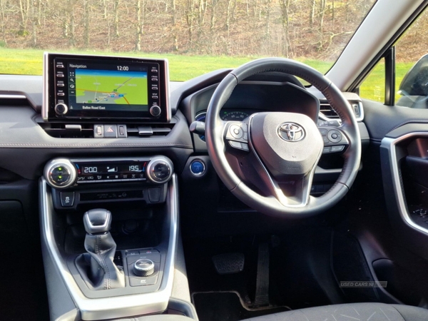 Toyota RAV4 2.5 VVT-h Design CVT 4WD Euro 6 (s/s) 5dr in Antrim
