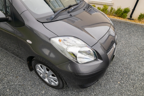 Toyota Yaris 1.33 VVT-i TR 3dr [6] in Armagh