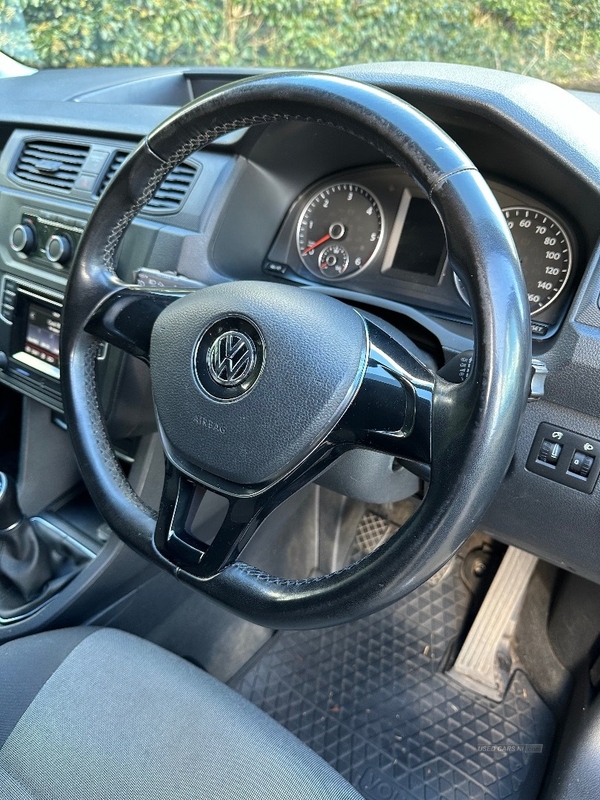 Volkswagen Caddy 1.6 TDI 102PS Edition Van in Antrim