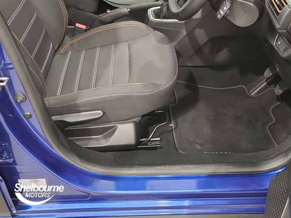 Dacia Sandero Stepway 1.0 TCe Comfort Hatchback 5dr Petrol Manual Euro 6 (s/s) (90 ps) in Down