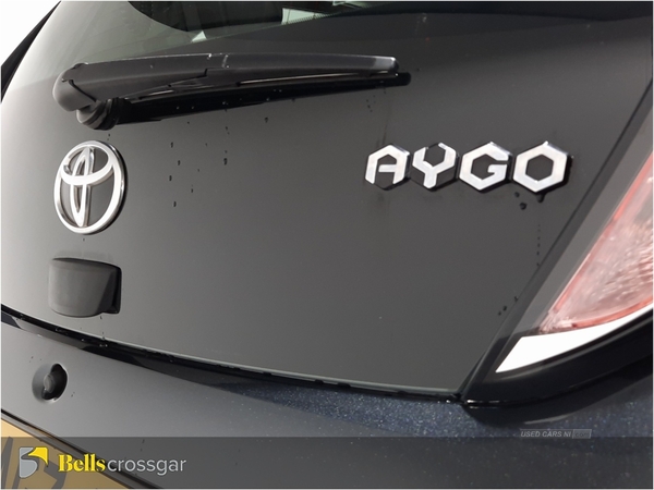 Toyota Aygo 1.0 VVT-i X-Pression 5dr in Down