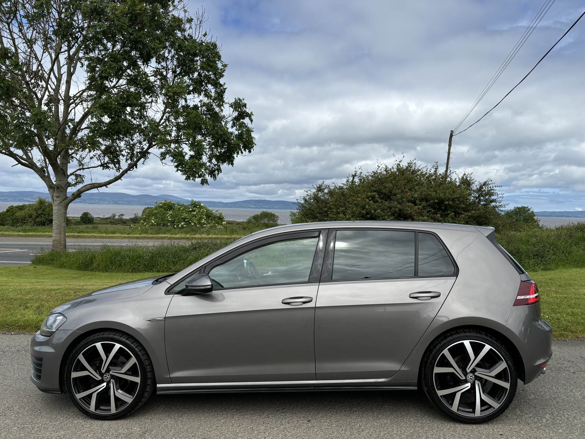 Volkswagen Golf DIESEL HATCHBACK in Derry / Londonderry