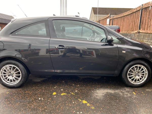 Vauxhall Corsa 1.2 Exclusiv 3dr [AC] in Armagh