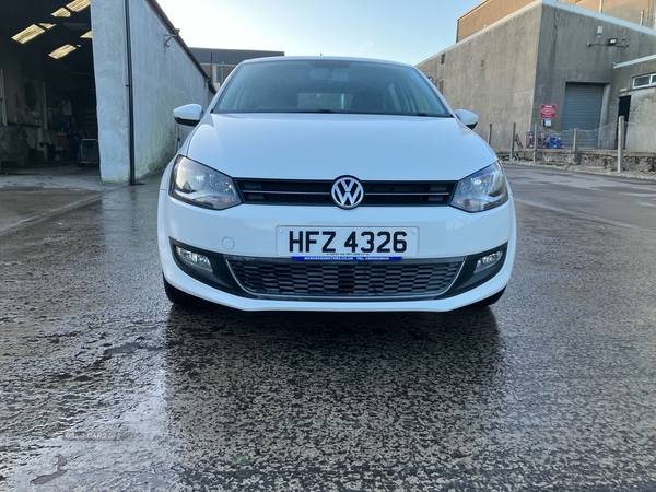 Volkswagen Polo 1.4 SEL 5dr in Down