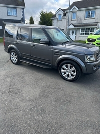 Land Rover Discovery 3.0 SDV6 SE Tech 5dr Auto in Derry / Londonderry