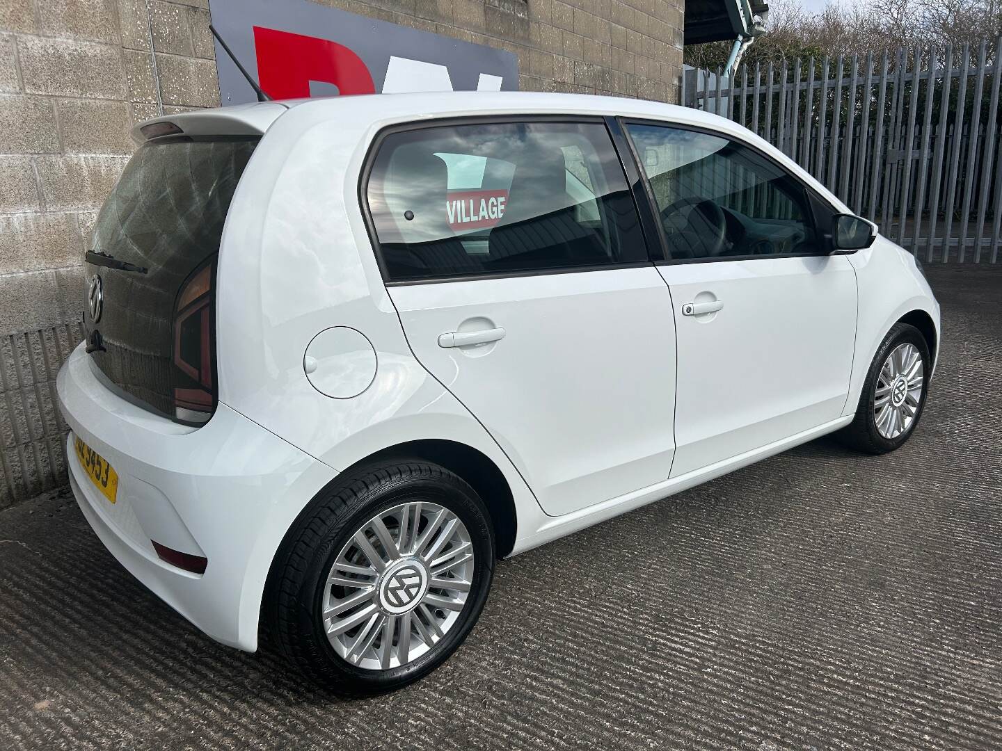 Volkswagen Up HATCHBACK in Down