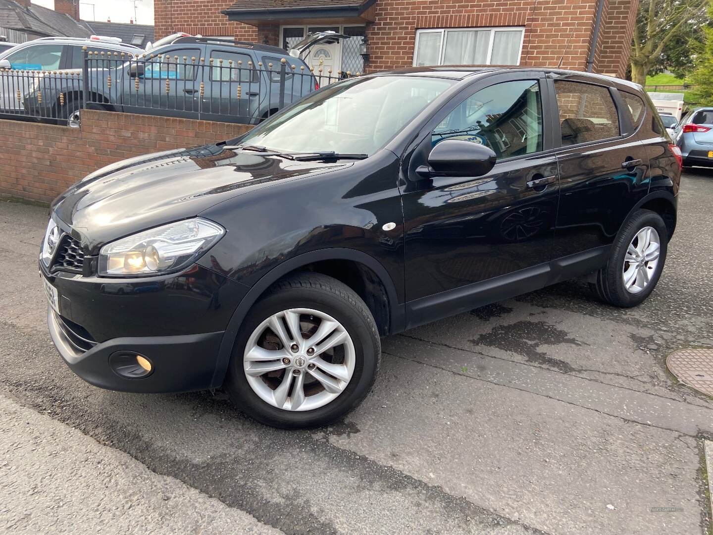 Nissan Qashqai HATCHBACK in Armagh