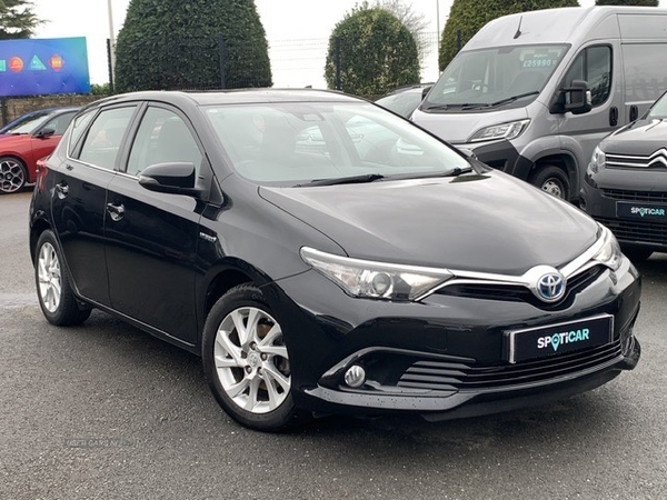 Toyota Auris HATCHBACK in Derry / Londonderry