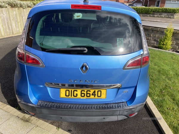 Renault Scenic 1.5 dCi Dynamique TomTom 5dr in Down