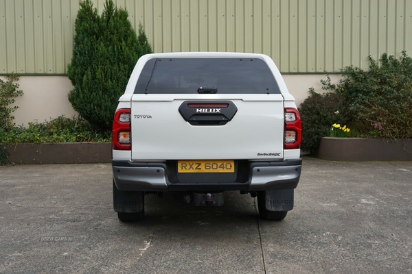 Toyota Hilux 2.8 INVINCIBLE X 4WD D-4D DCB 202 BHP BLUETOOTH, ALLOYS, SAT NAV, EXTRAS in Down
