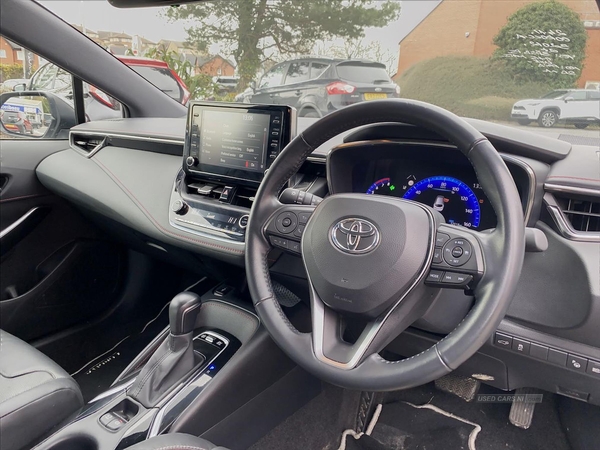 Toyota Corolla 2.0 Vvt-I Hybrid Excel 5Dr Cvt in Down