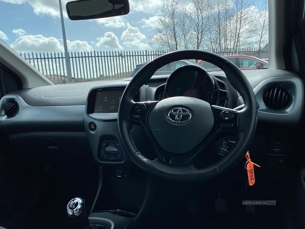 Toyota Aygo 1.0 Vvt-I X-Press 5Dr in Down