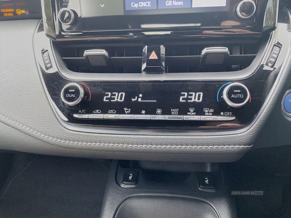 Toyota Corolla 2.0 Vvt-I Hybrid Gr Sport 5Dr Cvt in Down