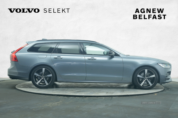 Volvo V90 D5 R-DESIGN PLUS AWD in Antrim