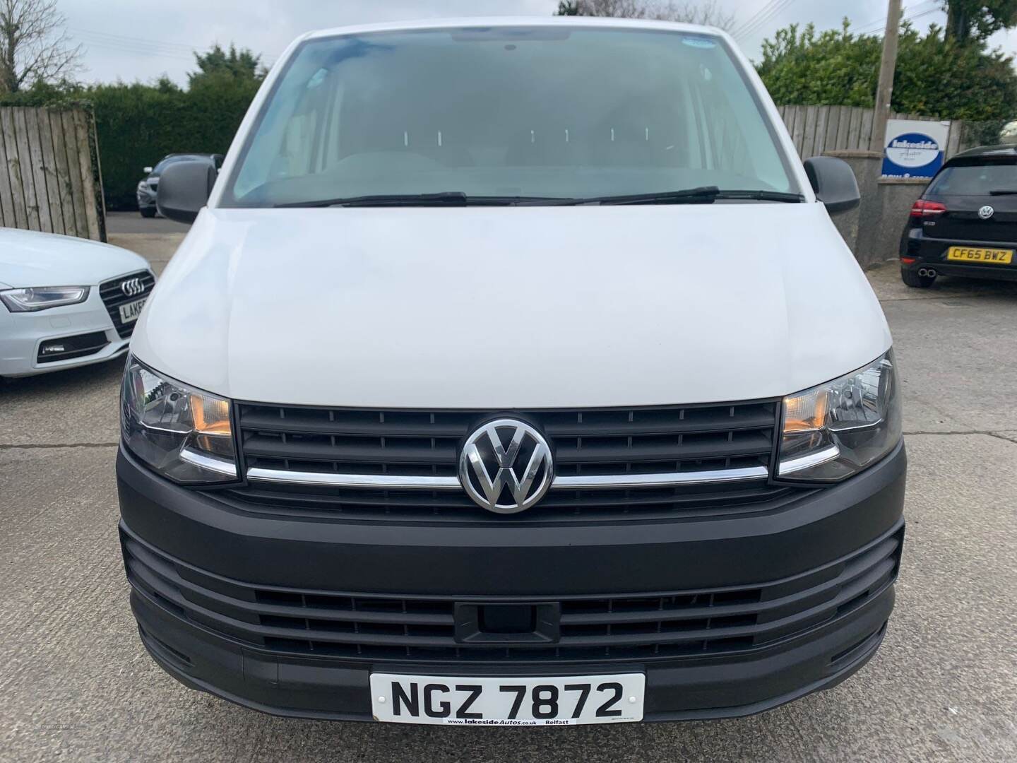 Volkswagen Transporter T28 LWB DIESEL in Down