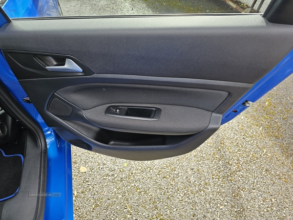 Peugeot 308 Bluehdi S/s Sw Allure Digital 1.5 Bluehdi S/s Sw Allure in Armagh