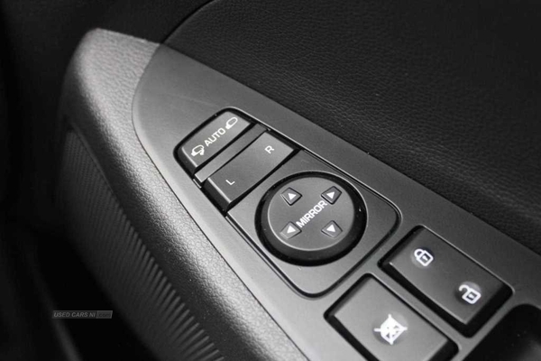 Hyundai Tucson 1.7 CRDi Blue Drive Sport Edition 5dr 2WD in Down