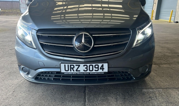 Mercedes-Benz Vito eVITO TOURER PREMIUM L3 in Antrim