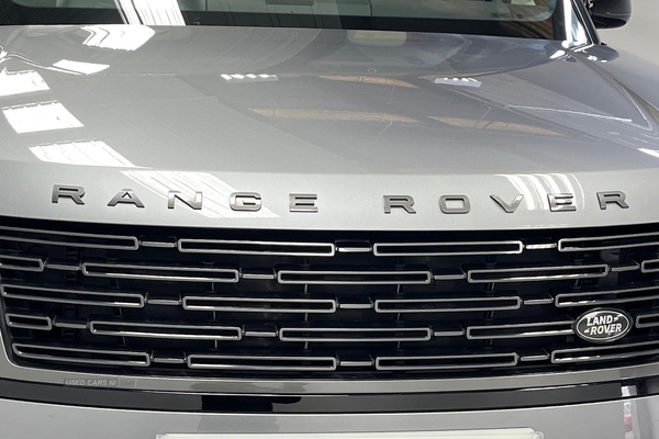 Land Rover Range Rover 3.0 D300 Hse 4Dr Auto in Antrim