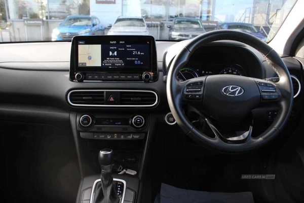 Hyundai Kona 1.6 GDi Hybrid Premium 5dr DCT in Down