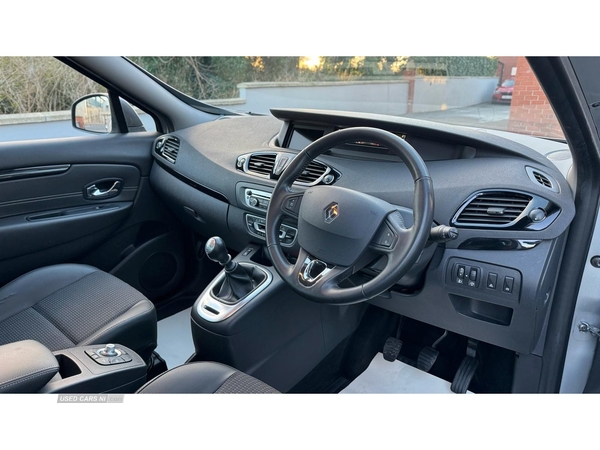 Renault Scenic dCi ENERGY Dynamique TomTom in Down