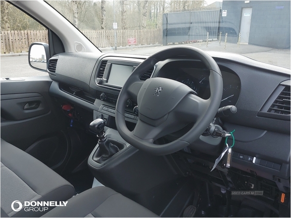 Peugeot Expert 1000 1.5 BlueHDi 100 Professional Premium + Van in Fermanagh