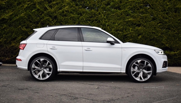 Audi Q5 2.0 TDI 40 S line in Derry / Londonderry