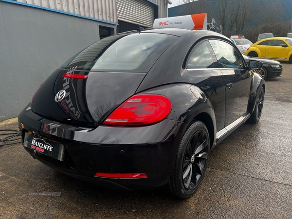 Volkswagen Beetle 2.0 DESIGN TDI DSG 3d 139 BHP in Armagh