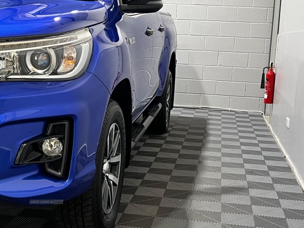 Toyota Hilux 2.4 D-4D Invincible X 4WD Euro 6 (s/s) 4dr (TSS) in Derry / Londonderry