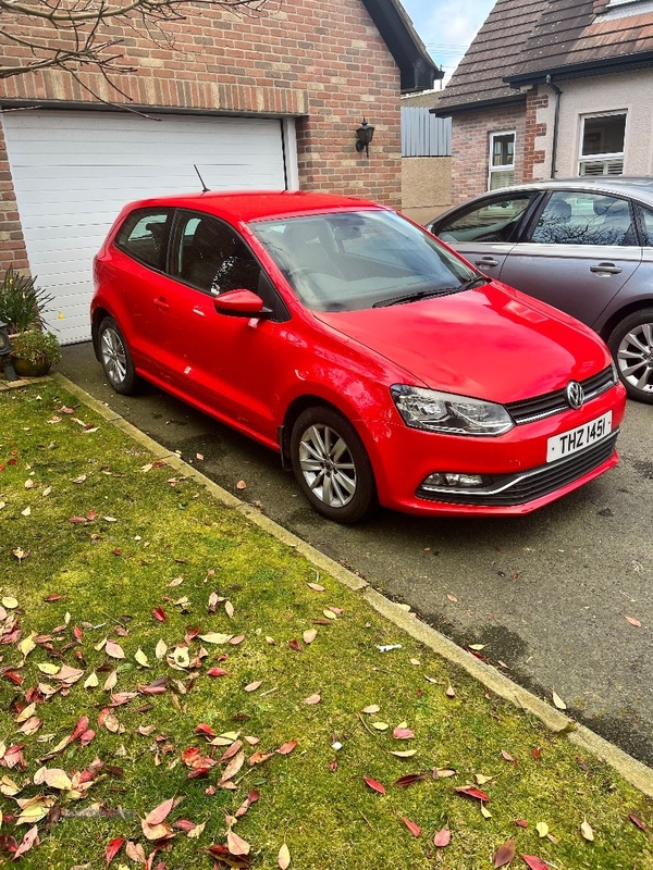 Volkswagen Polo 1.0 SE 3dr in Down