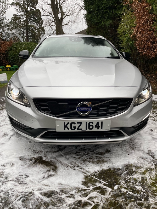 Volvo V60 D4 [190] Cross Country Lux Nav 5dr AWD Geartronic in Antrim