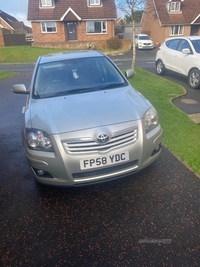 Toyota Avensis 2.2 D-4D TR 5dr in Antrim