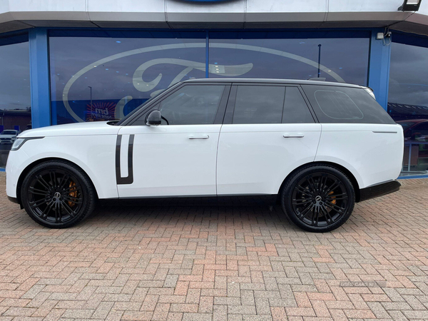 Land Rover Range Rover SE in Derry / Londonderry