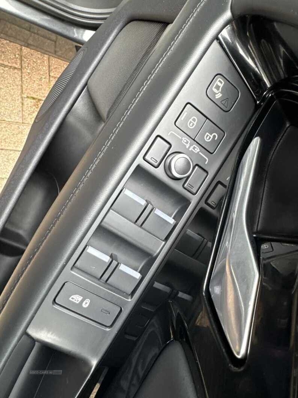 Land Rover Range Rover Evoque R R-Dynamic HSE in Derry / Londonderry