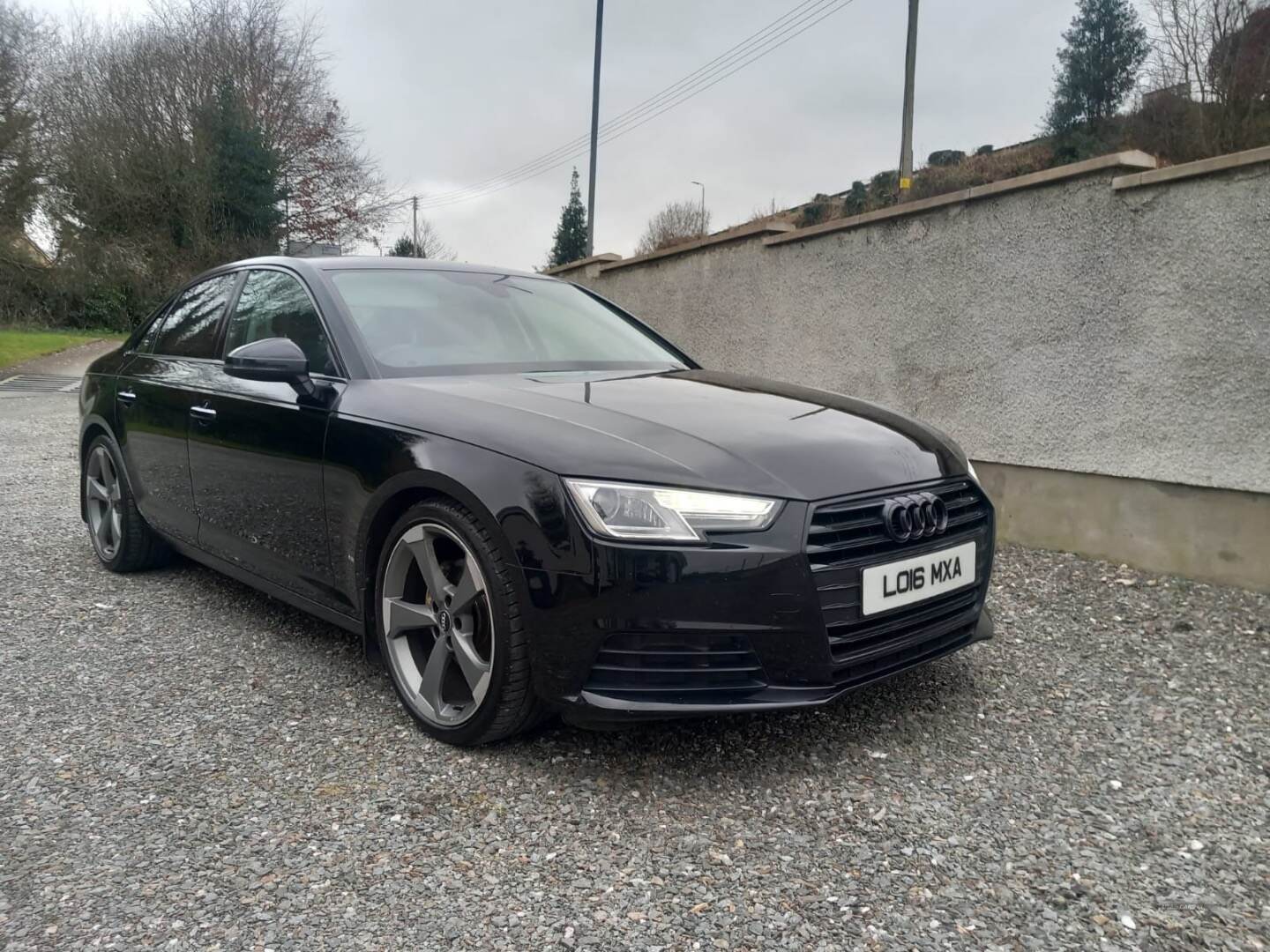 Audi A4 DIESEL SALOON in Tyrone