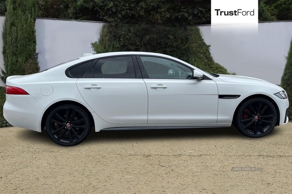 Jaguar XF 3.0d V6 S 4dr Auto- Front & Rear Parking Sensors & Camera, Privacy Glass, Electric Parking Brake, Heated Memory Drivers Seats & Wheel, Cruise Control in Antrim