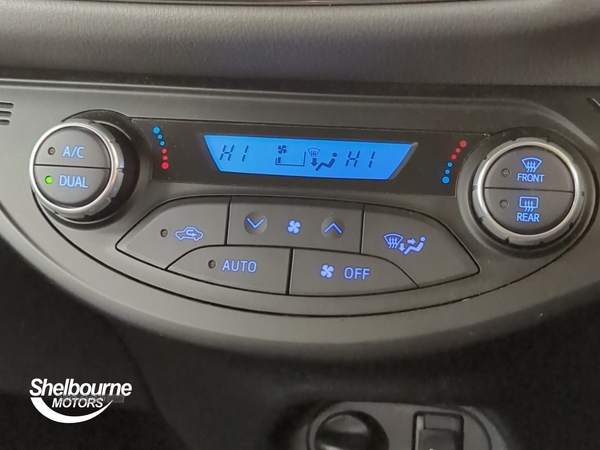 Toyota Yaris Icon Tech 1.5 Hybrid in Armagh