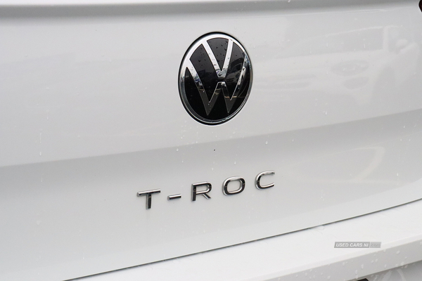 Volkswagen T-Roc R-LINE TSI DSG in Antrim