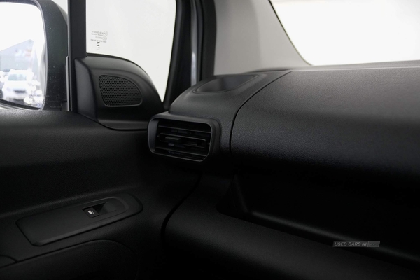 Peugeot Partner 1.5 BlueHDi 1000 Professional Premium + Standard Panel Van SWB Euro 6 (s/s) 5dr in Down