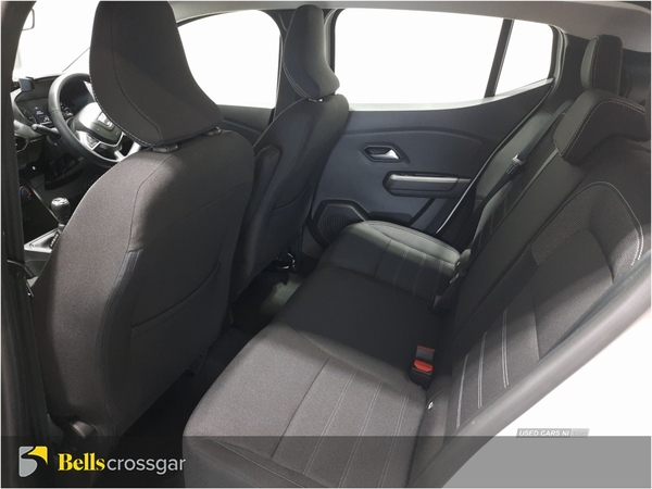 Dacia Sandero 1.0 TCe Comfort 5dr in Down