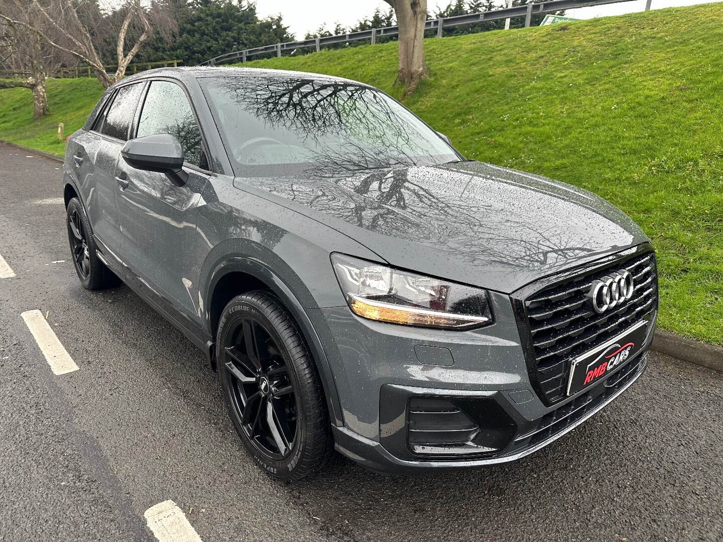 Audi Q2 ESTATE in Down