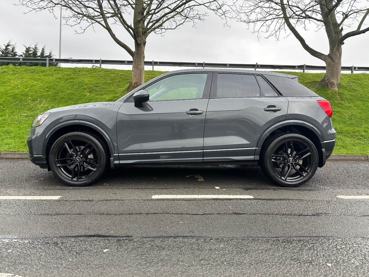 Audi Q2 ESTATE in Down