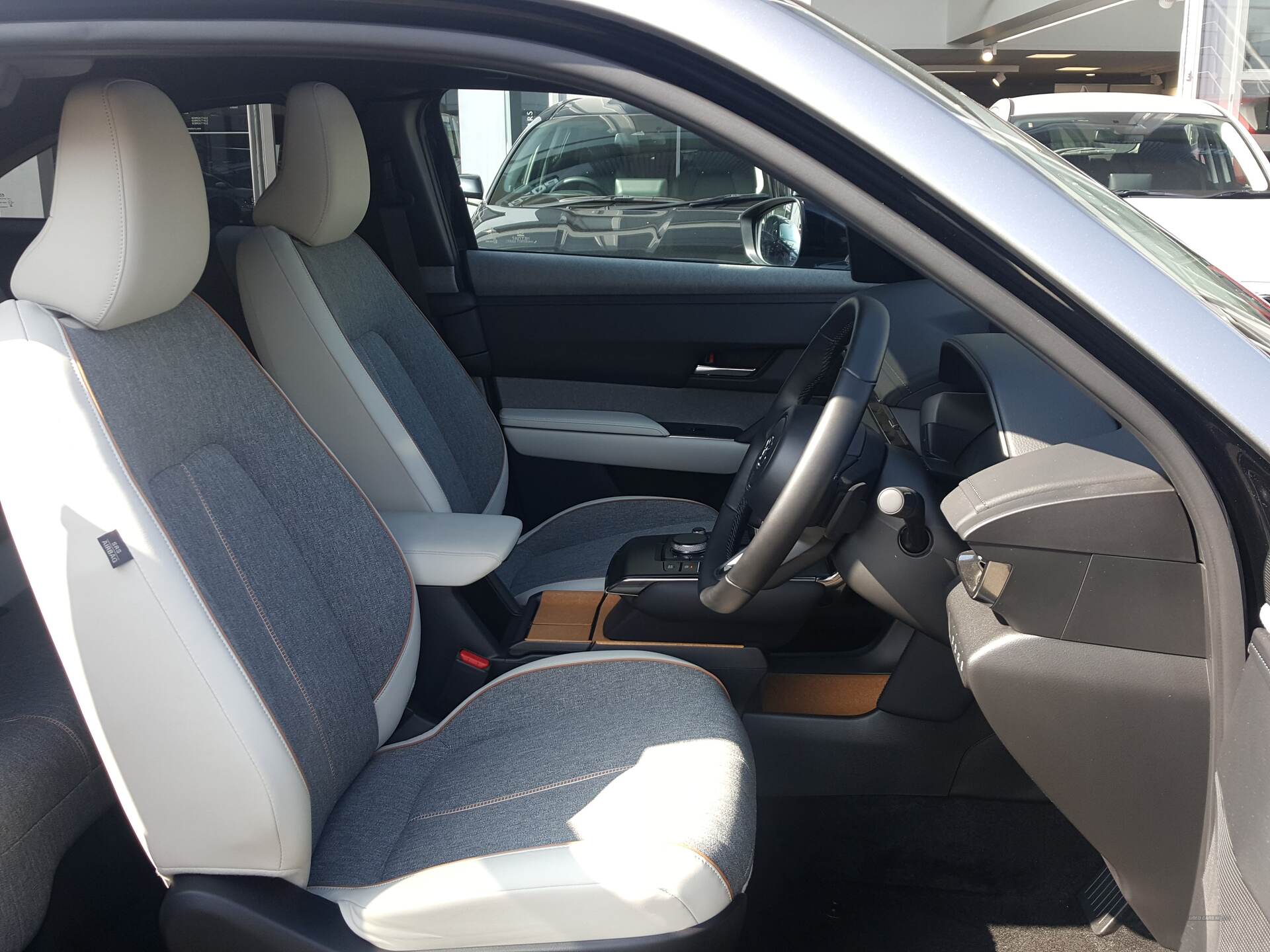 Jan 2024 Mazda MX-30 107kW Makoto 35.5kWh 5dr Auto