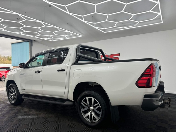 Toyota Hilux 2.4 D-4D Invincible X 4WD Euro 6 (s/s) 4dr (TSS) in Tyrone