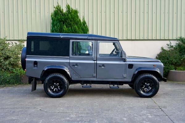 Land Rover Defender 2.5 110 STATION WAGON TD5 5d 120 BHP ONLY 87K MILES, ONE OF A KIND in Down
