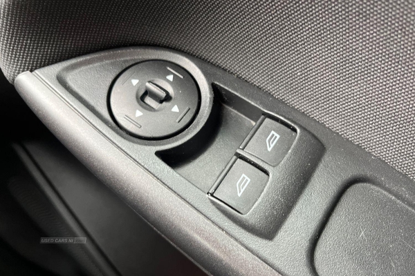 Ford Focus 1.0 EcoBoost 125 ST-Line Navigation 5dr **Sat Nav- Excellent Condition- Low Miles- Bluetooth- Rear Parking Sensors** in Antrim